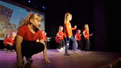 PRZEGLĄD FFORMACJI TANECZNYCH CHRISTMAS DANCE SHOW 2025
