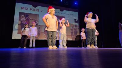 PRZEGLĄD FFORMACJI TANECZNYCH CHRISTMAS DANCE SHOW 2025