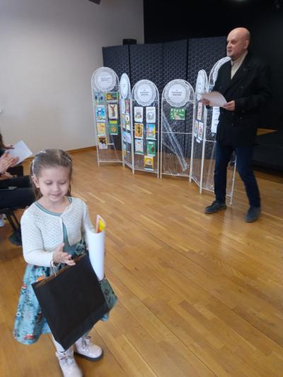 NAJPIĘKNIEJSZE KARTKI WIELKANOCNE 2023