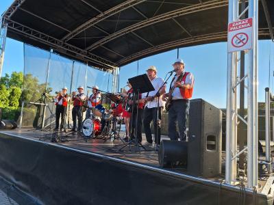 RAZEM NAM DOBRZE- LETNI PRZEGLĄD FORMACJI TANECZNYCH 