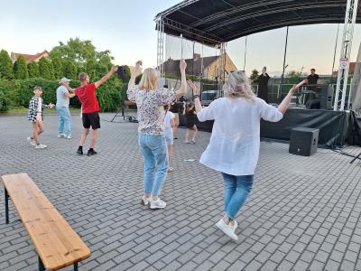 RAZEM NAM DOBRZE- LETNI PRZEGLĄD FORMACJI TANECZNYCH 