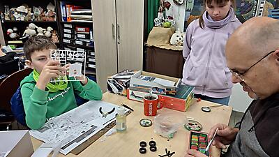 W PRACOWNI MODELARSKIEJ