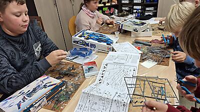 W PRACOWNI MODELARSKIEJ