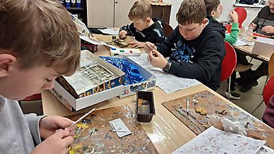 W PRACOWNI MODELARSKIEJ