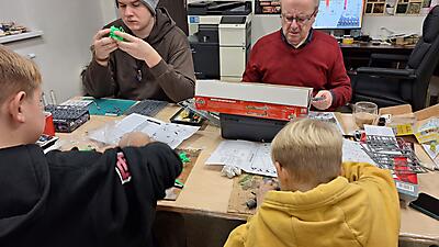 W PRACOWNI MODELARSKIEJ