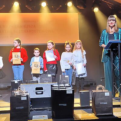 DOM KULTURY W PLASZEWIE DOCENIŁ NASZE PODOPIECZNE W KONKURSIE PLASTYCZNYM MATYLDĘ, MARCELINĘ I ADĘ