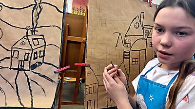 PRACA NAD NOWĄ WYSTAWĄ 